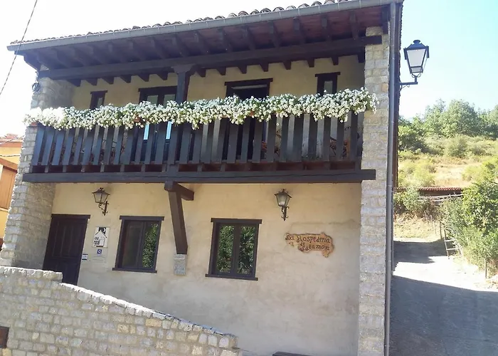 La Hospederia De Country house *